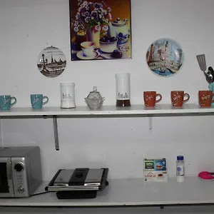 Hostel Near The Square, Tbilisi