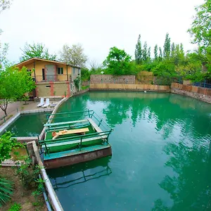 Guest house Amiran's Lake, Tbilisi