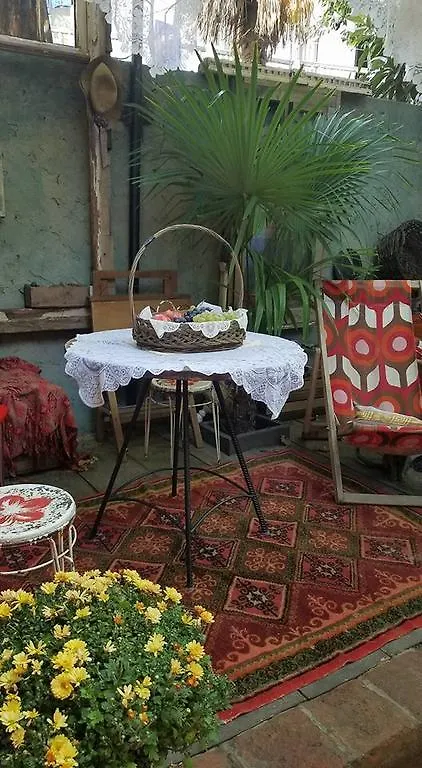 Nona'S Guest House Tbilisi Georgia